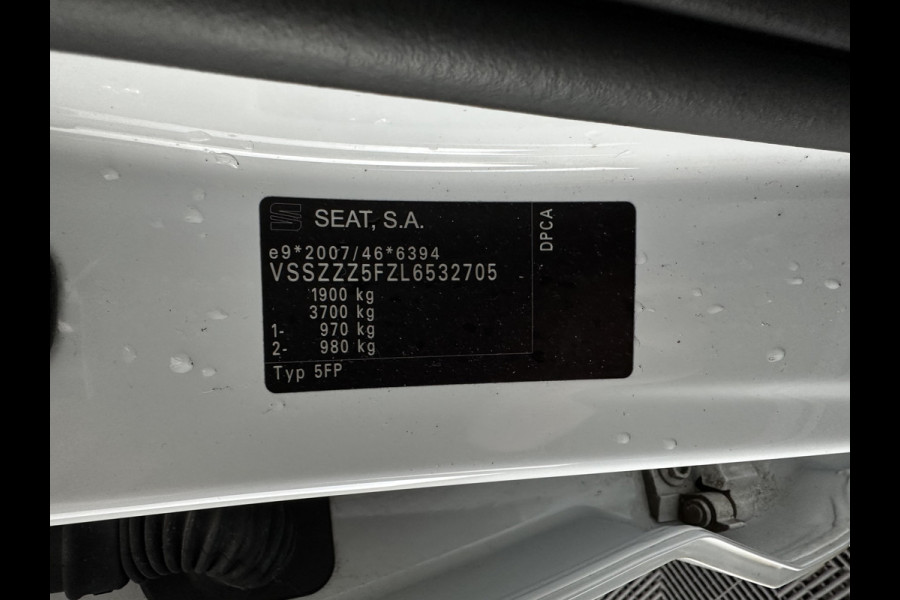 Seat Ateca 1.5 TSI FR Business Intense (INCL.BTW) *LEATHER-MICROFIBRE | FULL-LED | DIGI-COCKPIT | BEATS-AUDIO | TOP-VIEW | KEYLESS | CARPLAY | NAVI-FULLMAP | DAB+ | SPORT-SEATS | PRIVACY-GLASS | ECC | PDC | CRUISE | 19''ALU | TOWB