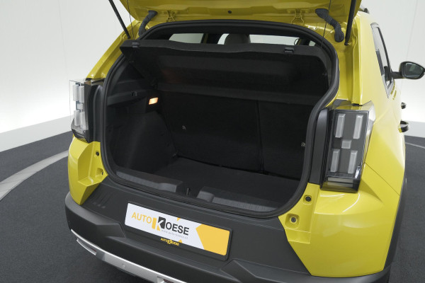 Fiat Grande Panda E La Prima 7 kW 44 kWh | 1 Fase | SOH 96% | Camera | Navigatie | Parkeersensoren