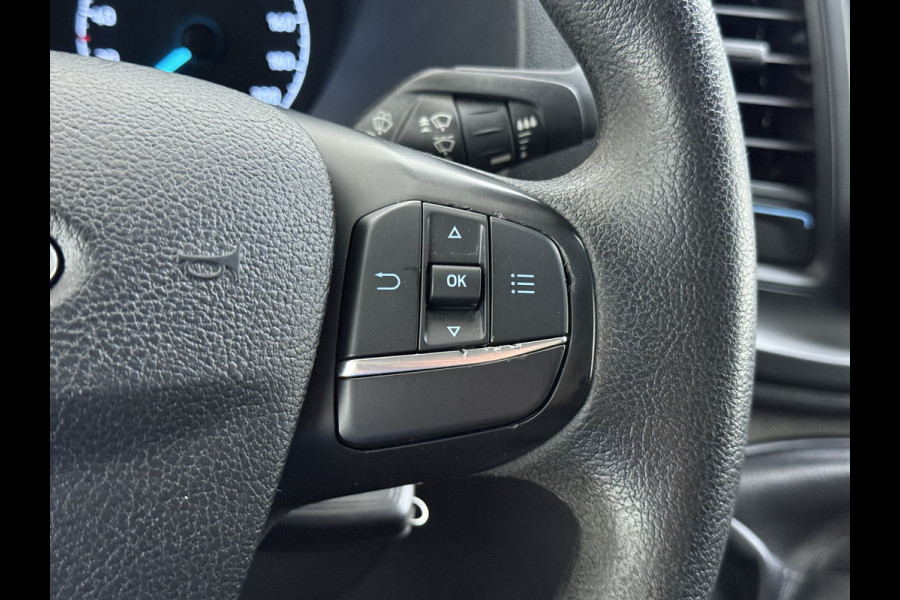 Ford Transit Custom 280 2.0TDCI L1H1 Euro 6 Trekhaak 3-Persoons Airco Voorruitverwarming Bluetooth Schuifdeur+Achterdeuren Inbouwkasten Vloer+Wandbetimmering Dakdragers 2.350KG Trekgewicht