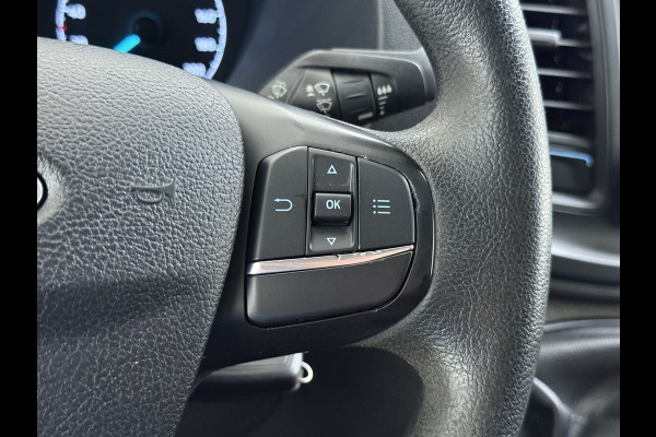 Ford Transit Custom 280 2.0TDCI L1H1 Euro 6 Trekhaak 3-Persoons Airco Voorruitverwarming Bluetooth Schuifdeur+Achterdeuren Inbouwkasten Vloer+Wandbetimmering Dakdragers 2.350KG Trekgewicht