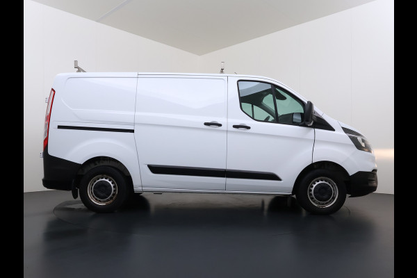 Ford Transit Custom 280 2.0TDCI L1H1 Euro 6 Trekhaak 3-Persoons Airco Voorruitverwarming Bluetooth Schuifdeur+Achterdeuren Inbouwkasten Vloer+Wandbetimmering Dakdragers 2.350KG Trekgewicht