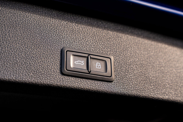 Audi Q2 35 TFSI Advanced 150 PK Aut. S-Line Virtual Matrix Camera Elek. Klep Keyless 18''