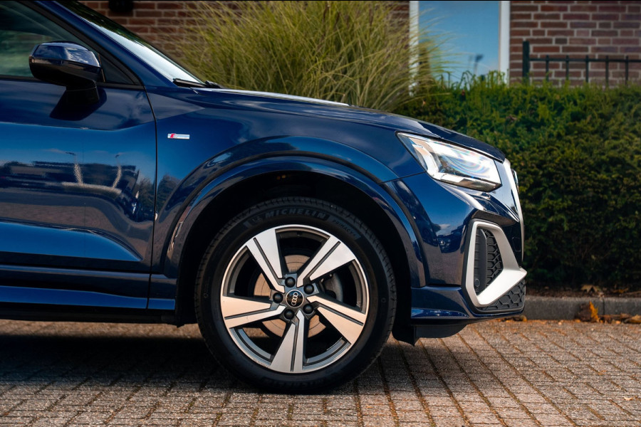 Audi Q2 35 TFSI Advanced 150 PK Aut. S-Line Virtual Matrix Camera Elek. Klep Keyless 18''