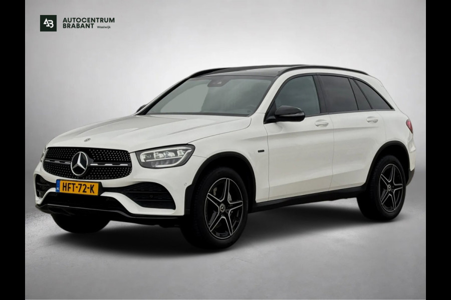 Mercedes-Benz GLC 300e 4MATIC Premium Plus AMG-Line(Goed OndH, Panorama, Camera, StoelV, Trekhaak, Navi, Etc)