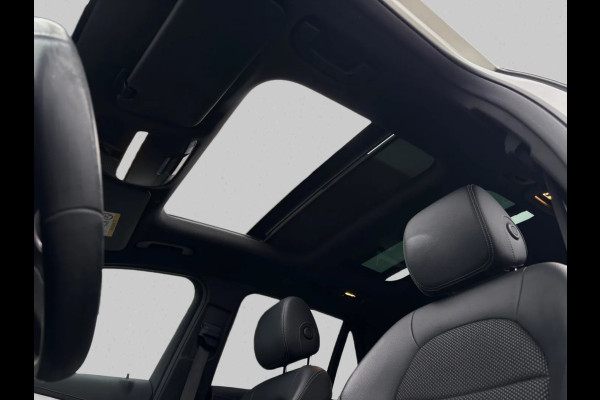 Mercedes-Benz GLC 300e 4MATIC Premium Plus AMG-Line(Goed OndH, Panorama, Camera, StoelV, Trekhaak, Navi, Etc)