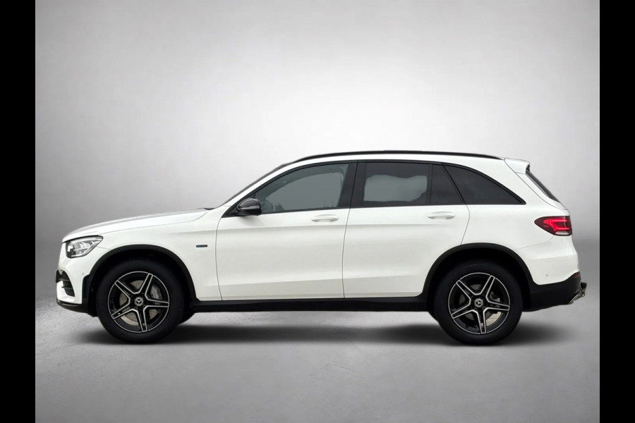 Mercedes-Benz GLC 300e 4MATIC Premium Plus AMG-Line(Goed OndH, Panorama, Camera, StoelV, Trekhaak, Navi, Etc)
