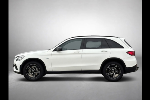 Mercedes-Benz GLC 300e 4MATIC Premium Plus AMG-Line(Goed OndH, Panorama, Camera, StoelV, Trekhaak, Navi, Etc)