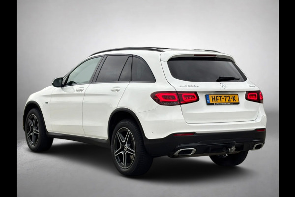 Mercedes-Benz GLC 300e 4MATIC Premium Plus AMG-Line(Goed OndH, Panorama, Camera, StoelV, Trekhaak, Navi, Etc)