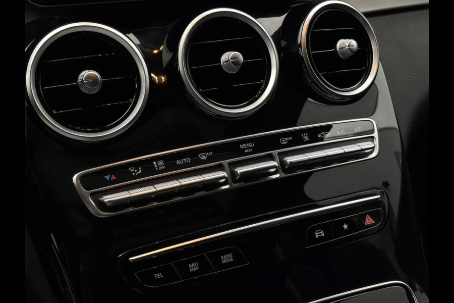 Mercedes-Benz GLC 300e 4MATIC Premium Plus AMG-Line(Goed OndH, Panorama, Camera, StoelV, Trekhaak, Navi, Etc)