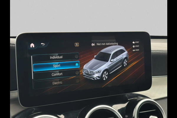 Mercedes-Benz GLC 300e 4MATIC Premium Plus AMG-Line(Goed OndH, Panorama, Camera, StoelV, Trekhaak, Navi, Etc)