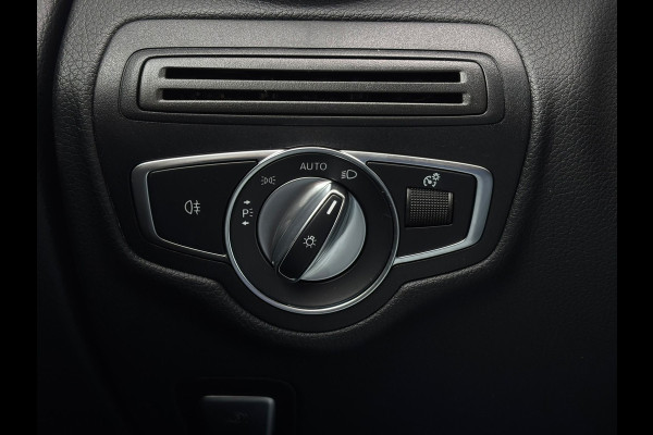 Mercedes-Benz GLC 300e 4MATIC Premium Plus AMG-Line(Goed OndH, Panorama, Camera, StoelV, Trekhaak, Navi, Etc)