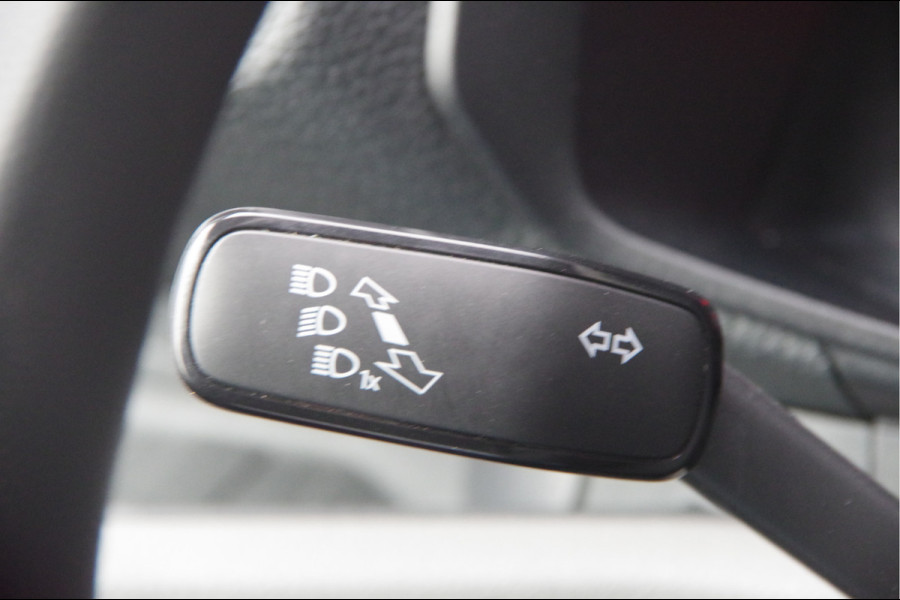 MAN TGE 5.160 50 2.0 L4 N1! DUBBELLUCHT OPENLAADBAK, 165PK AUT. 3-ZITS, CRUISE, AIRCO, NAVI, APPLE CARPLAY, ANDROID AUTO, PICK-UP, PICKU
