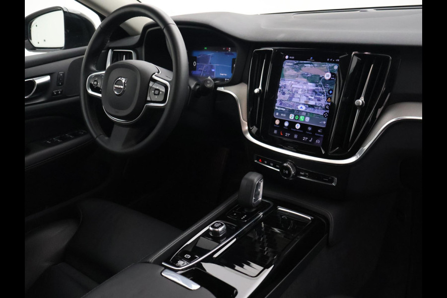 Volvo V60 2.0 T6 PLUG IN HYBRID 350 PK AWD PLUS DARK + WEGKL. TREKHAAK | ADAPTIVE CRUISE | LEDER | CAMERA
