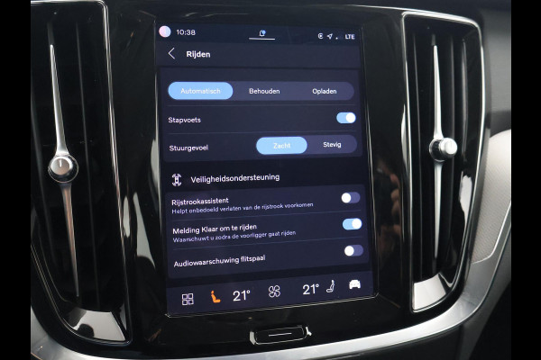 Volvo V60 2.0 T6 PLUG IN HYBRID 350 PK AWD PLUS DARK + WEGKL. TREKHAAK | ADAPTIVE CRUISE | LEDER | CAMERA