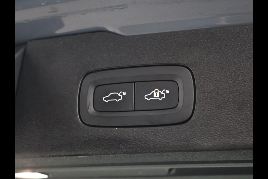 Volvo V60 2.0 T6 PLUG IN HYBRID 350 PK AWD PLUS DARK + WEGKL. TREKHAAK | ADAPTIVE CRUISE | LEDER | CAMERA