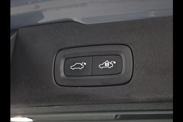 Volvo V60 2.0 T6 PLUG IN HYBRID 350 PK AWD PLUS DARK + WEGKL. TREKHAAK | ADAPTIVE CRUISE | LEDER | CAMERA