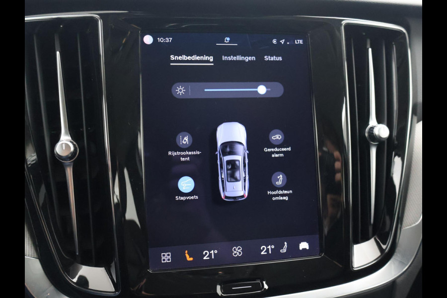 Volvo V60 2.0 T6 PLUG IN HYBRID 350 PK AWD PLUS DARK + WEGKL. TREKHAAK | ADAPTIVE CRUISE | LEDER | CAMERA