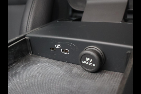 Volvo V60 2.0 T6 PLUG IN HYBRID 350 PK AWD PLUS DARK + WEGKL. TREKHAAK | ADAPTIVE CRUISE | LEDER | CAMERA