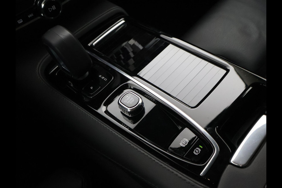 Volvo V60 2.0 T6 PLUG IN HYBRID 350 PK AWD PLUS DARK + WEGKL. TREKHAAK | ADAPTIVE CRUISE | LEDER | CAMERA