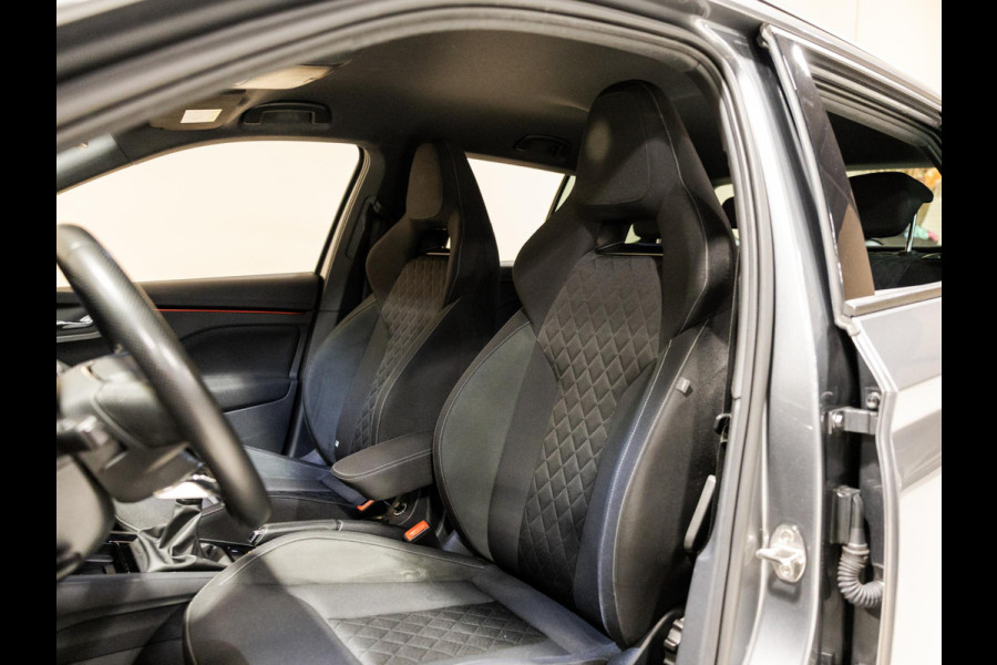 Škoda Kamiq 1.0 TSI Sport Business / 110pk / NAP / Trekhaak / Stoelverwarming / Achteruitrij camera /