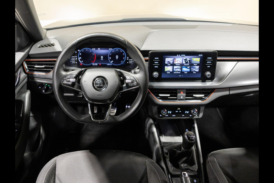 Škoda Kamiq 1.0 TSI Sport Business / 110pk / NAP / Trekhaak / Stoelverwarming / Achteruitrij camera /
