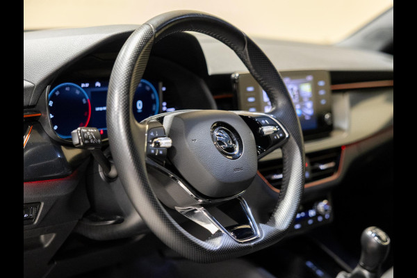 Škoda Kamiq 1.0 TSI Sport Business / 110pk / NAP / Trekhaak / Stoelverwarming / Achteruitrij camera /