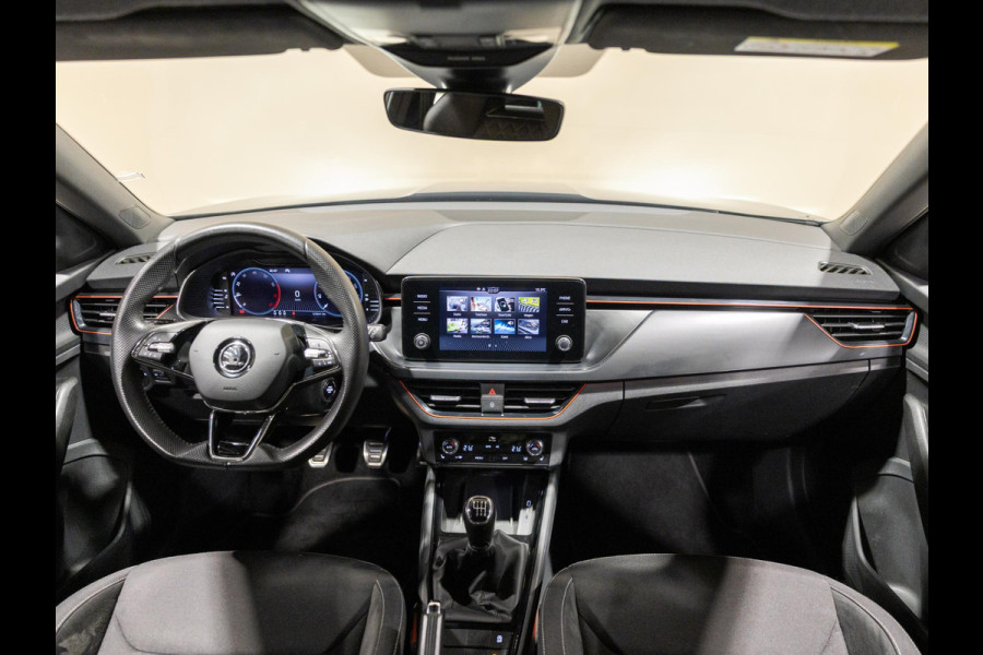 Škoda Kamiq 1.0 TSI Sport Business / 110pk / NAP / Trekhaak / Stoelverwarming / Achteruitrij camera /