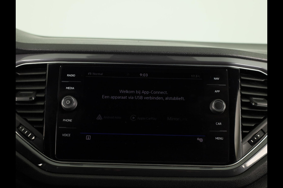 Volkswagen T-Roc 1.5 TSI Sport Business R 150PK | Automaat | Black Style | Panoramadak | Camera | Digitaal dashboard | Keyless entry | Stoelverwarming
