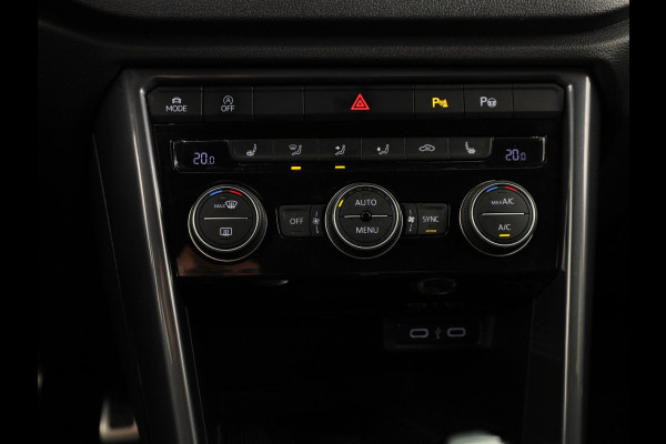 Volkswagen T-Roc 1.5 TSI Sport Business R 150PK | Automaat | Black Style | Panoramadak | Camera | Digitaal dashboard | Keyless entry | Stoelverwarming