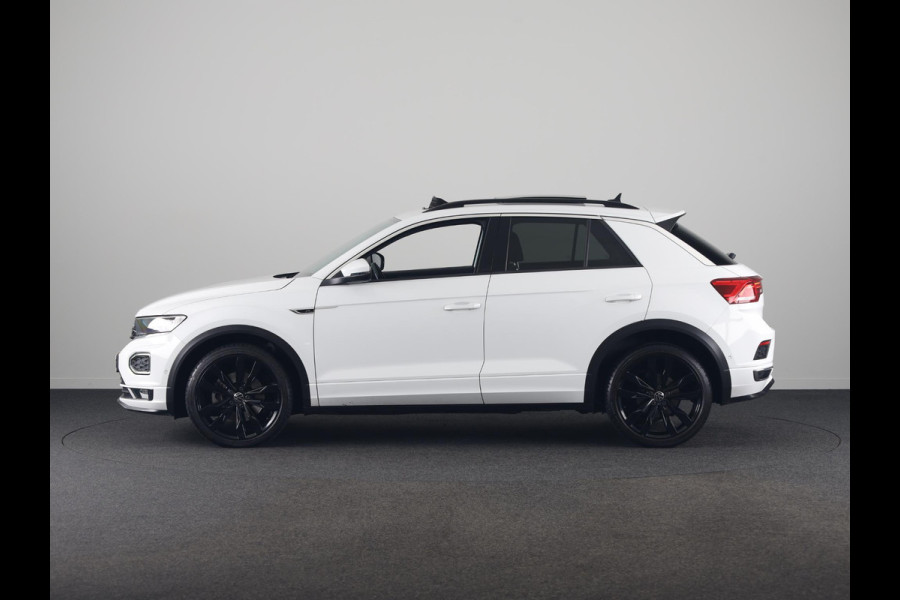 Volkswagen T-Roc 1.5 TSI Sport Business R 150PK | Automaat | Black Style | Panoramadak | Camera | Digitaal dashboard | Keyless entry | Stoelverwarming