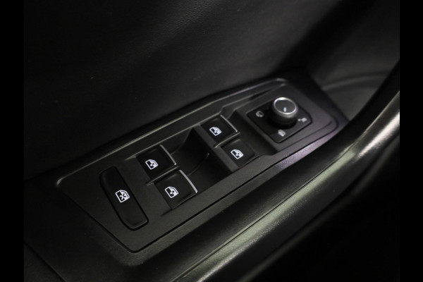 Volkswagen T-Roc 1.5 TSI Sport Business R 150PK | Automaat | Black Style | Panoramadak | Camera | Digitaal dashboard | Keyless entry | Stoelverwarming