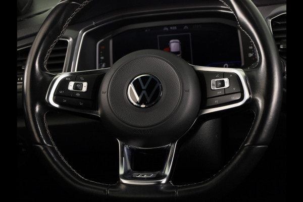 Volkswagen T-Roc 1.5 TSI Sport Business R 150PK | Automaat | Black Style | Panoramadak | Camera | Digitaal dashboard | Keyless entry | Stoelverwarming