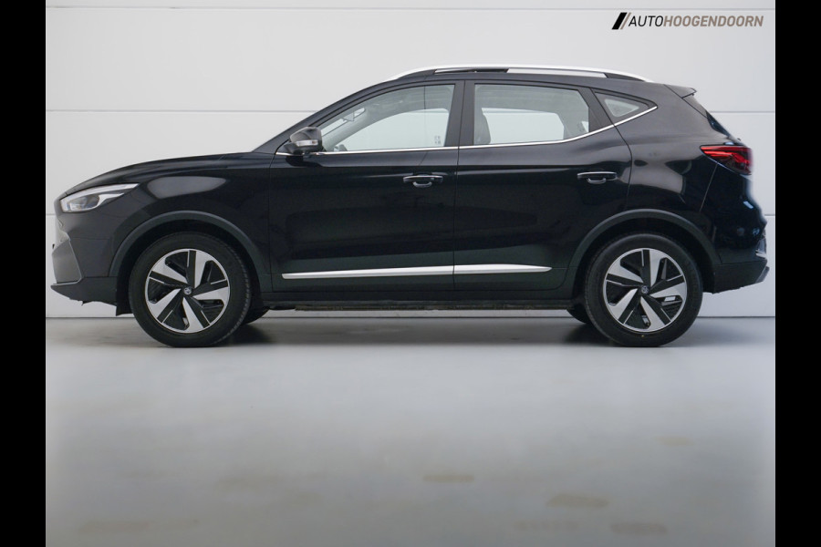 MG ZS EV Long Range Luxury Sport 70 kWh (APPLE CARPLAY,PANORAMADAK,DODEHOEK,KEYLESS,ELEKTRISCHE STOELEN,ADAPTIVE CRUISE)
