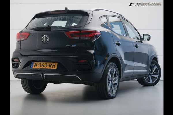 MG ZS EV Long Range Luxury Sport 70 kWh (APPLE CARPLAY,PANORAMADAK,DODEHOEK,KEYLESS,ELEKTRISCHE STOELEN,ADAPTIVE CRUISE)