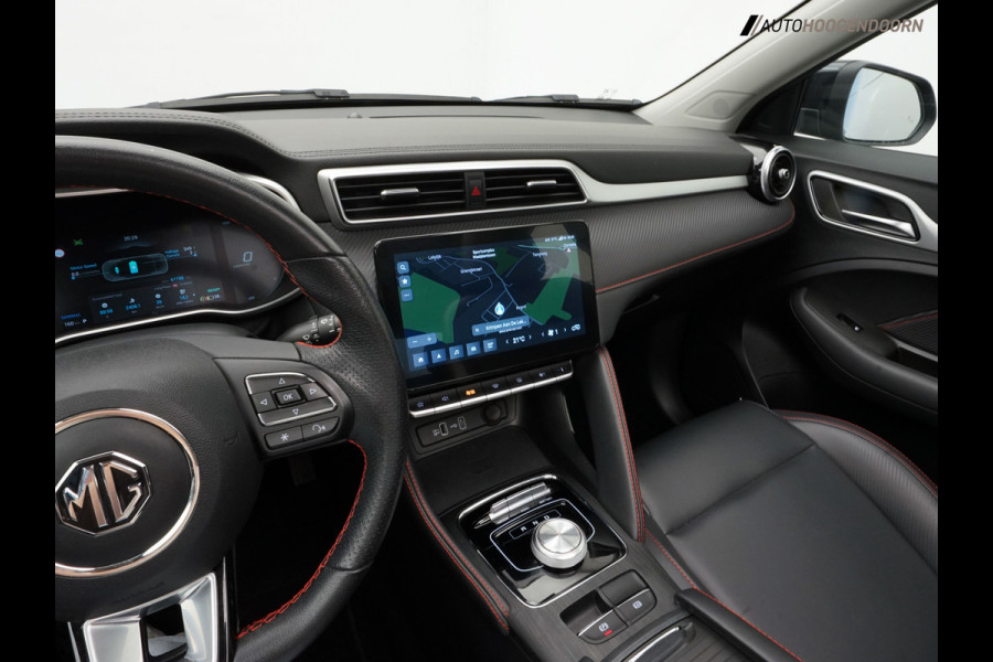 MG ZS EV Long Range Luxury Sport 70 kWh (APPLE CARPLAY,PANORAMADAK,DODEHOEK,KEYLESS,ELEKTRISCHE STOELEN,ADAPTIVE CRUISE)