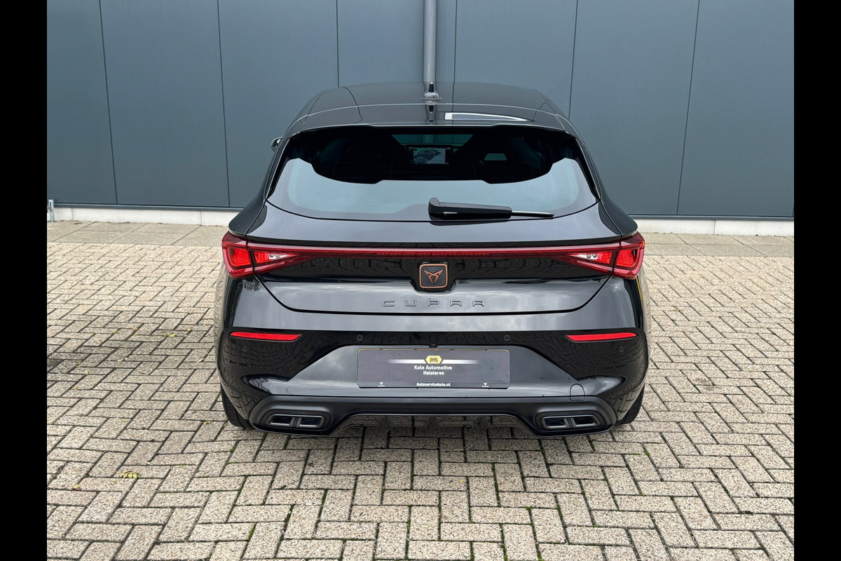 CUPRA Leon 1.5 eTSI Business Edition * Beats Audio * Navigatie * Camera * Stoelverwarming *