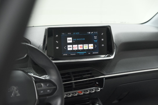 Peugeot 208 PureTech 100 Allure Pack | Parkeersensoren | Apple Carplay | Stoelverwarming