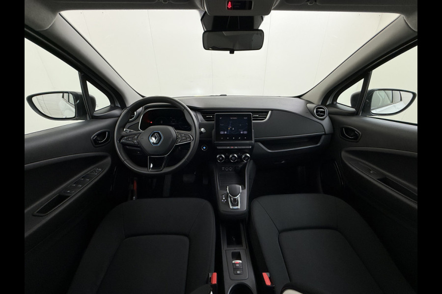 Renault ZOE 52kWh SOH 95% Eigen Accu R110 Warmtepomp Navi Ecc Pdc Isofix Bluetooth Apple Carplay/Android Auto Cruise Control Life Keyless Regen-Lichtsensor Privacy Glas Led DAB 1e Eigenaar Origineel Nederlandse Auto