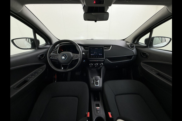 Renault ZOE 52kWh SOH 95% Eigen Accu R110 Warmtepomp Navi Ecc Pdc Isofix Bluetooth Apple Carplay/Android Auto Cruise Control Life Keyless Regen-Lichtsensor Privacy Glas Led DAB 1e Eigenaar Origineel Nederlandse Auto