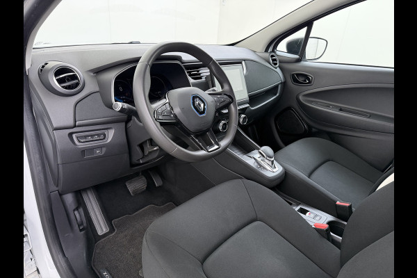 Renault ZOE 52kWh SOH 95% Eigen Accu R110 Warmtepomp Navi Ecc Pdc Isofix Bluetooth Apple Carplay/Android Auto Cruise Control Life Keyless Regen-Lichtsensor Privacy Glas Led DAB 1e Eigenaar Origineel Nederlandse Auto