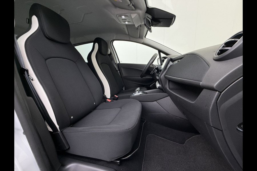 Renault ZOE 52kWh SOH 95% Eigen Accu R110 Warmtepomp Navi Ecc Pdc Isofix Bluetooth Apple Carplay/Android Auto Cruise Control Life Keyless Regen-Lichtsensor Privacy Glas Led DAB 1e Eigenaar Origineel Nederlandse Auto