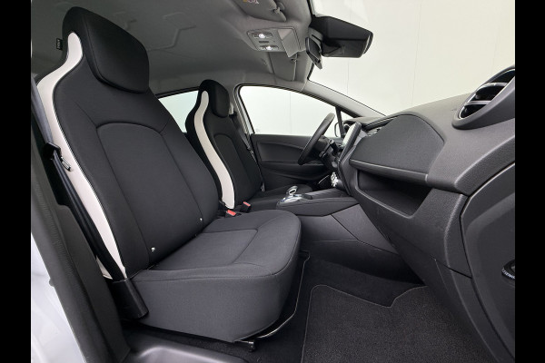 Renault ZOE 52kWh SOH 95% Eigen Accu R110 Warmtepomp Navi Ecc Pdc Isofix Bluetooth Apple Carplay/Android Auto Cruise Control Life Keyless Regen-Lichtsensor Privacy Glas Led DAB 1e Eigenaar Origineel Nederlandse Auto