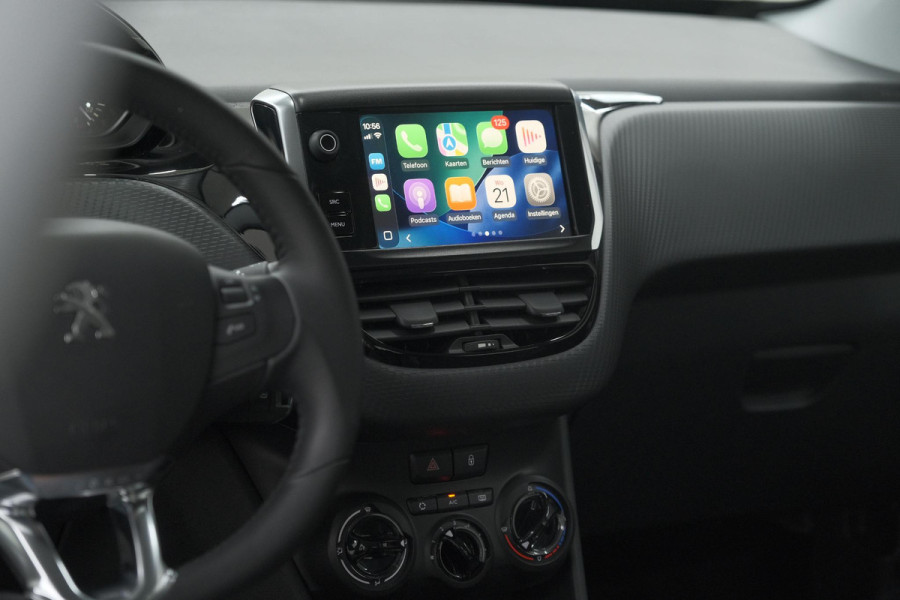 Peugeot 2008 PureTech 110 Blue Lion | Trekhaak | Apple Carplay | Navigatie | Parkeersensoren
