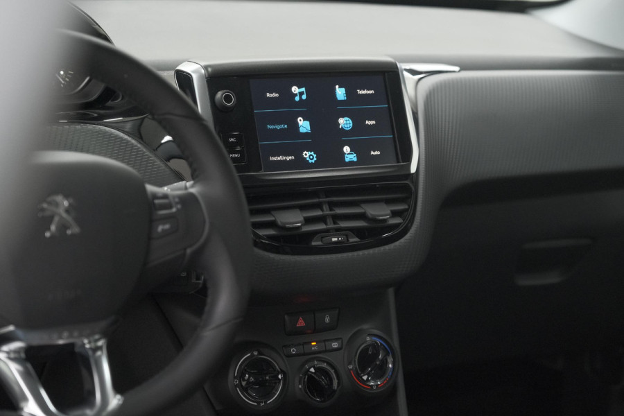 Peugeot 2008 PureTech 110 Blue Lion | Trekhaak | Apple Carplay | Navigatie | Parkeersensoren