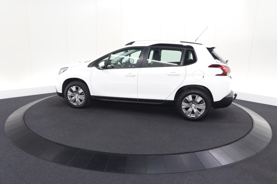 Peugeot 2008 PureTech 110 Blue Lion | Trekhaak | Apple Carplay | Navigatie | Parkeersensoren