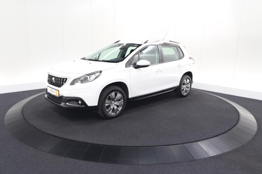 Peugeot 2008 PureTech 110 Blue Lion | Trekhaak | Apple Carplay | Navigatie | Parkeersensoren