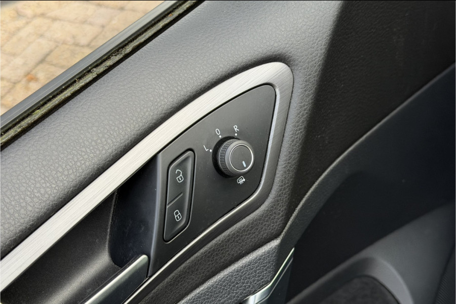 Volkswagen Golf 1.0 TSI Comfortline | Clima | Adaptive Cruise | App-Connect | PDC V & A