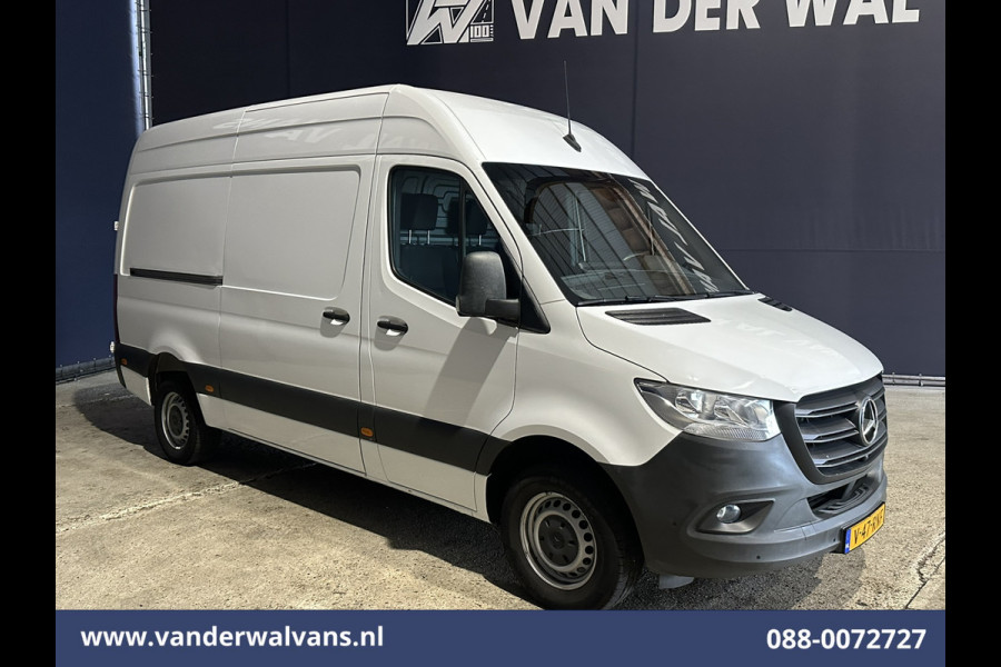Mercedes-Benz Sprinter 317 CDI 170pk L2H2 Euro6 Airco | Cruisecontrol | Navigatie | 360 graden Camera | Apple Carplay Chauffeursstoel, Stoelverwarming, parkeersensoren, bijrijdersbank, Android auto