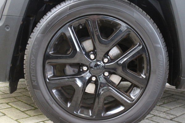 Jeep Renegade 1.4 MultiAir Night Eagle II Limited | Navigatie | Trekhaak | DAB