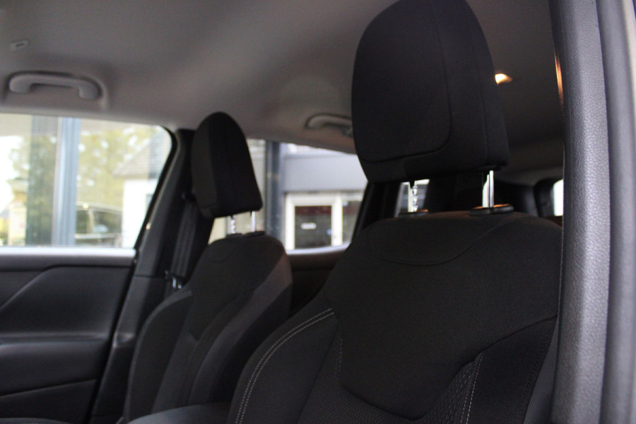 Jeep Renegade 1.4 MultiAir Night Eagle II Limited | Navigatie | Trekhaak | DAB